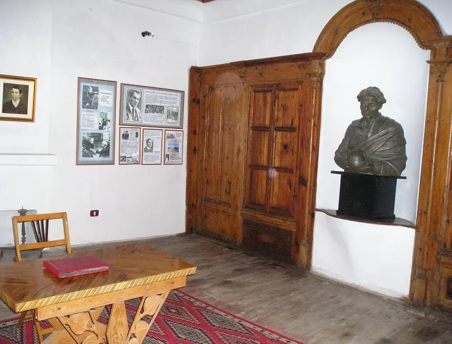 Aleksandër Moisiu House Museum