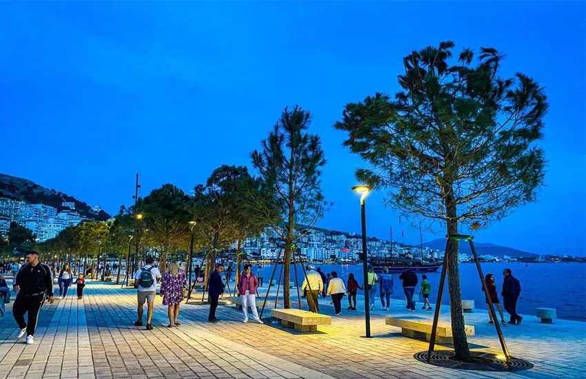 Sarandë Promenade