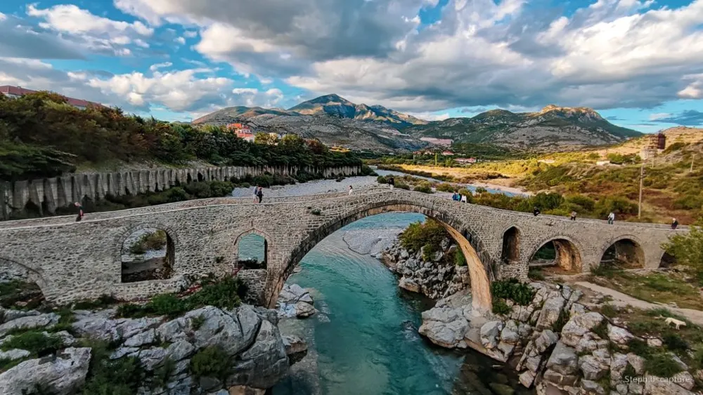 Mes Bridge
